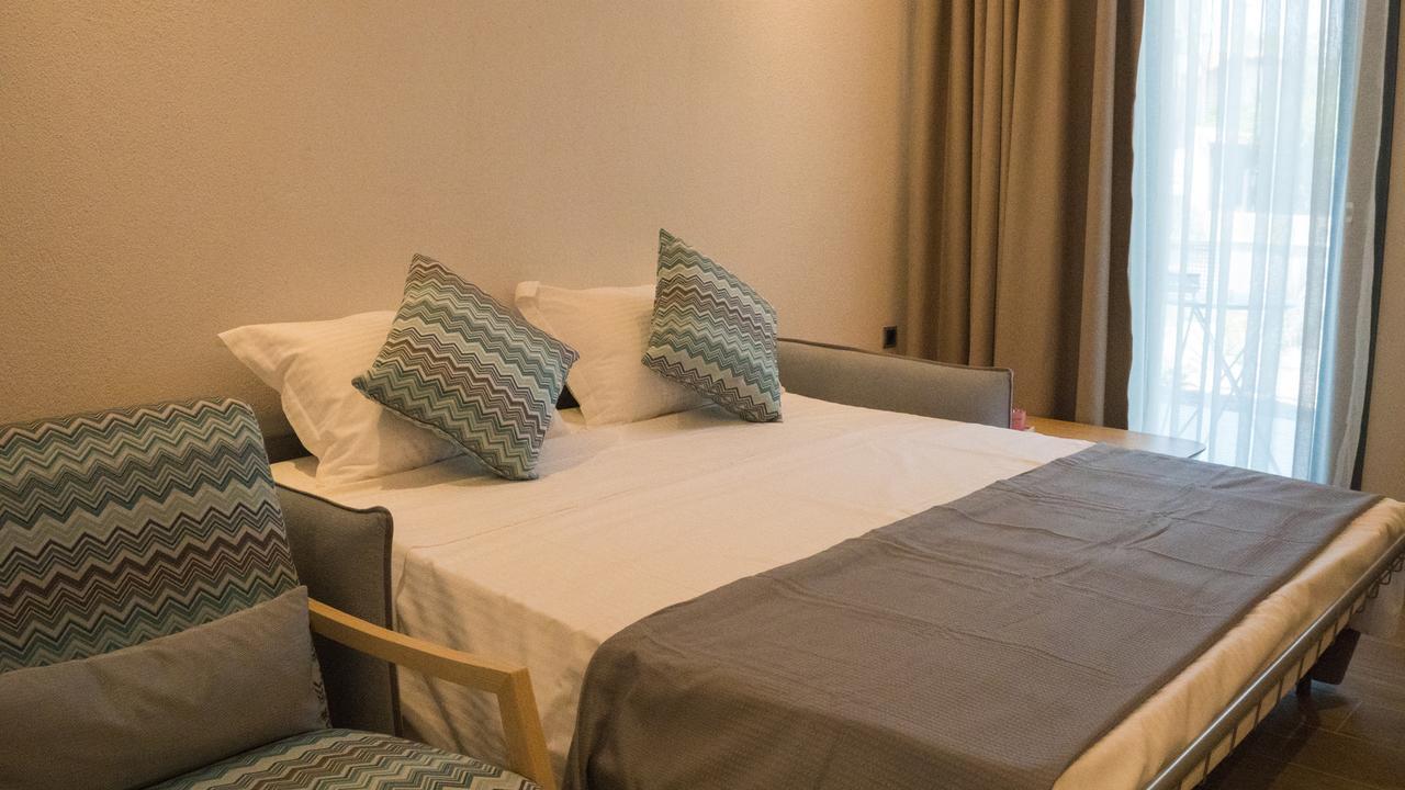 Costa Domus Blue Luxury Apartments Nikiti  Eksteriør billede
