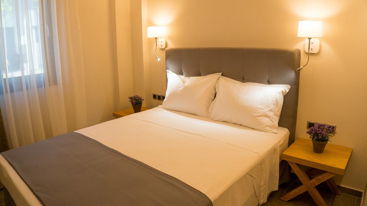 Costa Domus Blue Luxury Apartments Nikiti  Eksteriør billede