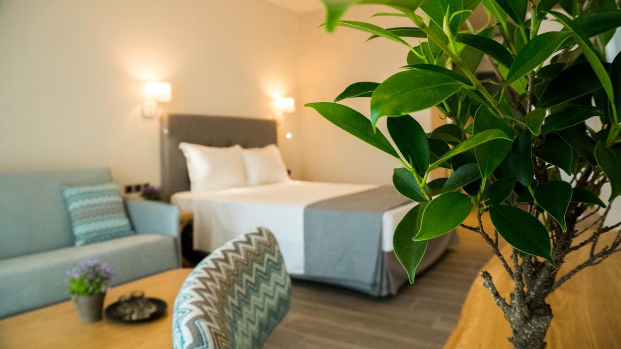 Costa Domus Blue Luxury Apartments Nikiti  Eksteriør billede