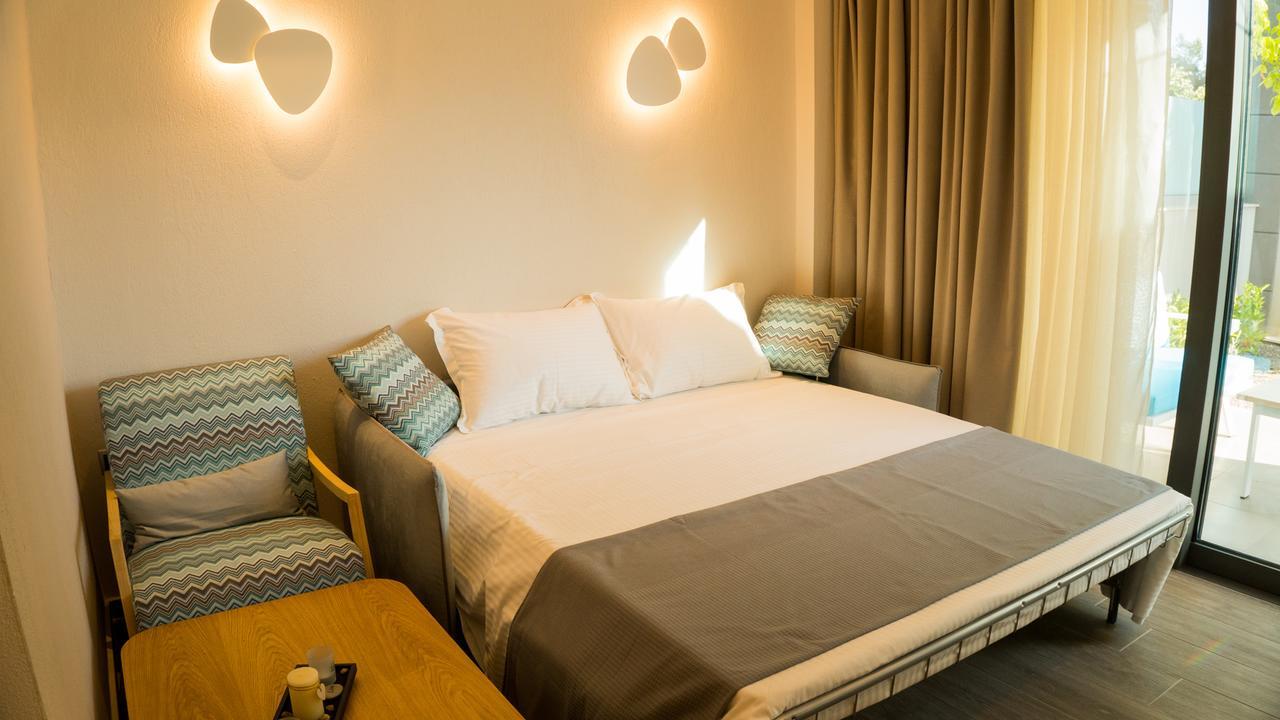 Costa Domus Blue Luxury Apartments Nikiti  Eksteriør billede