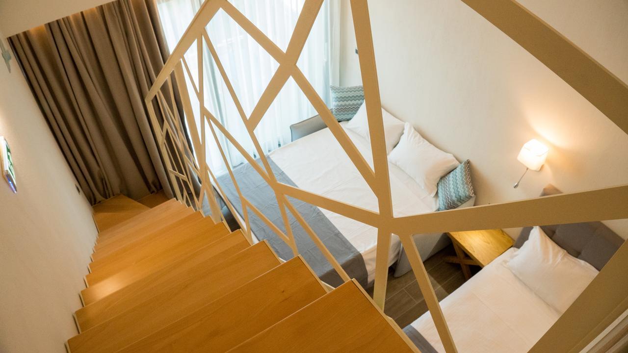 Costa Domus Blue Luxury Apartments Nikiti  Eksteriør billede