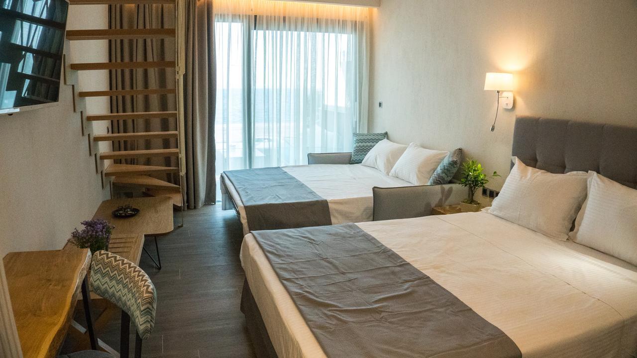 Costa Domus Blue Luxury Apartments Nikiti  Eksteriør billede