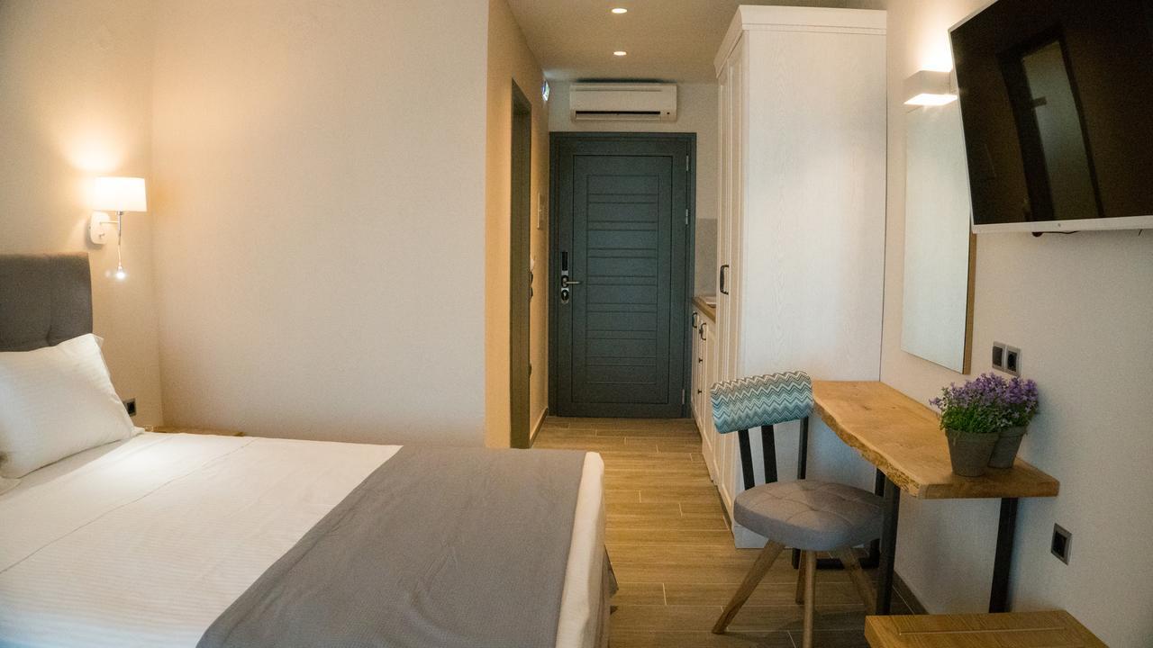 Costa Domus Blue Luxury Apartments Nikiti  Eksteriør billede