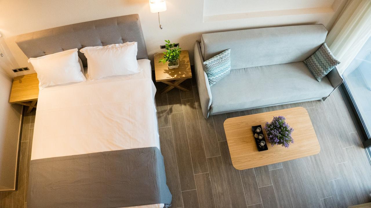 Costa Domus Blue Luxury Apartments Nikiti  Eksteriør billede