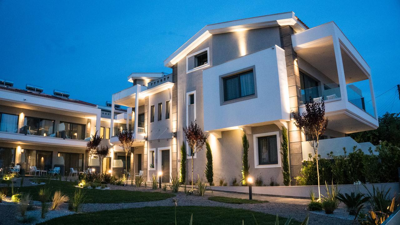 Costa Domus Blue Luxury Apartments Nikiti  Eksteriør billede